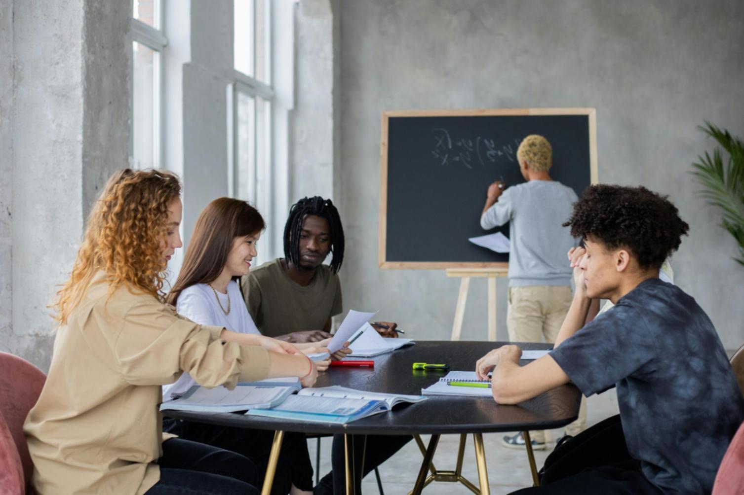 Processus de modélisation économique en action